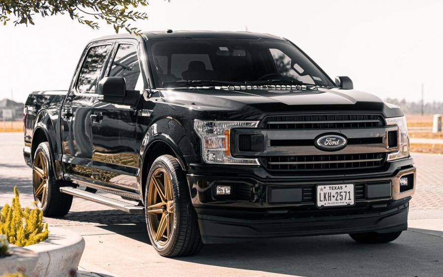 Ford F-150 XLT SuperCrew by EVS Motors on Vossen Wheels (HF6-2) '2019